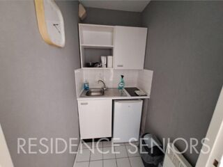  Appartement à louer 1 pièce 38 m²