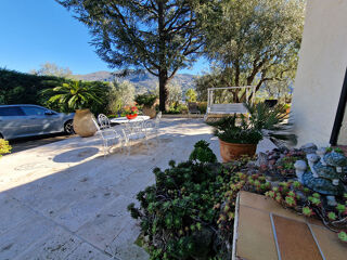  Maison � vendre 10 pi�ces 200 m�