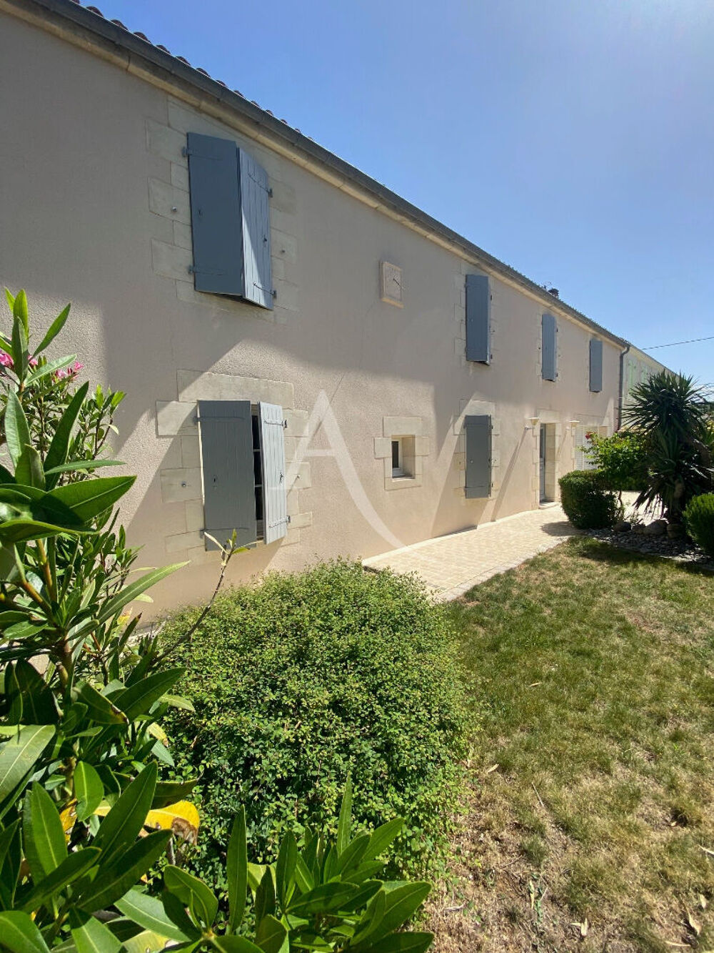 Vente Maison Ensemble immobilier Montroy