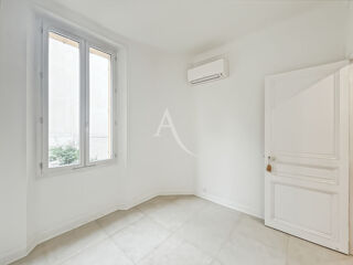  Appartement à louer 2 pièces 48 m²