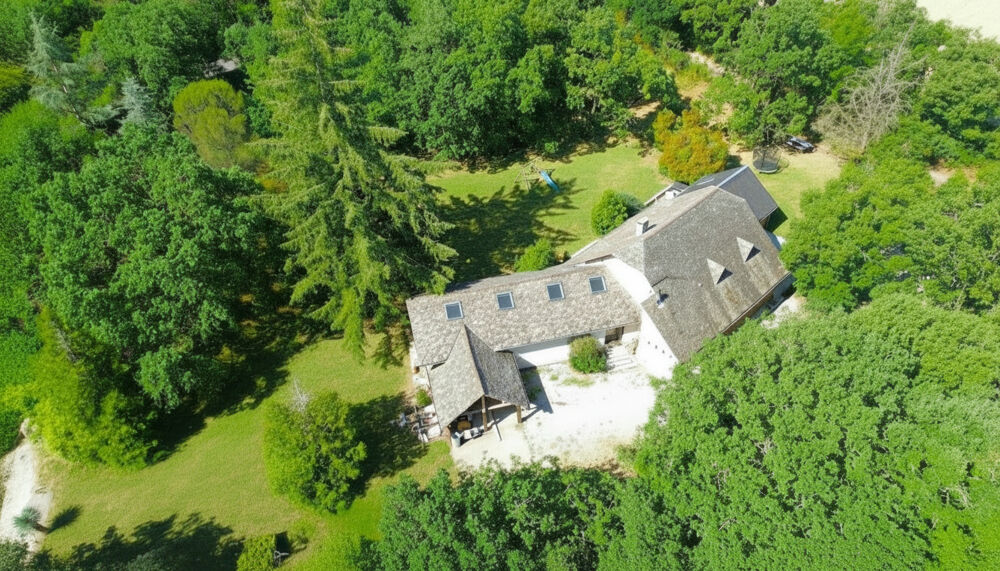 Vente Maison VILLA T5 + terrain 6365 m² + piscine int et ext Salles la source