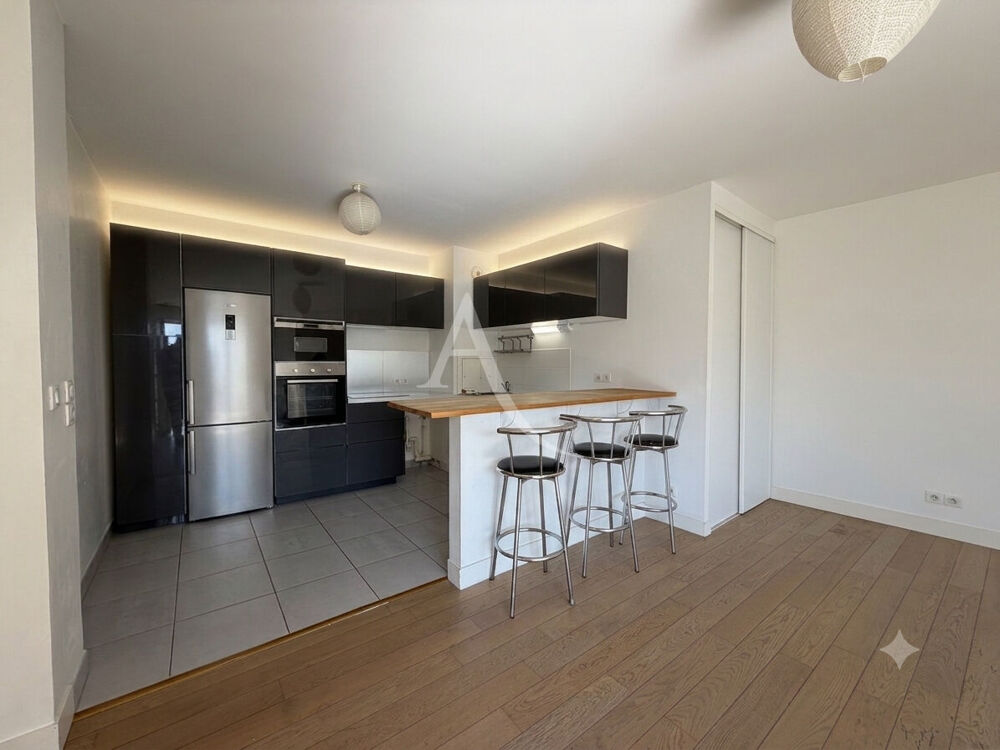 Vente Appartement Appartement Maisons Alfort 3 pièces 68 m² avec balcon et place de parking Maisons alfort