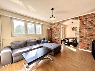  Appartement  louer 3 pices 75 m