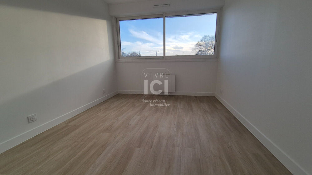 Vente Appartement T3 rénové de 60 m² - Exposition sud - 1er étage - Parking privatif - Coeur de Sautron Sautron