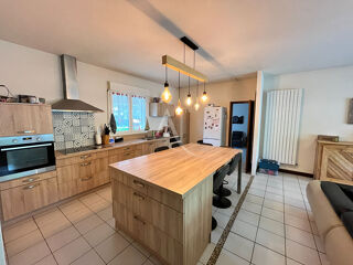  Maison  vendre 7 pices 170 m