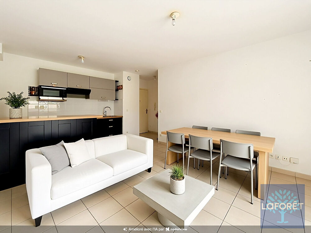 Vente Appartement Etampes - appartement 3 pièces avec 2 terrasses, piscine et parkings Etampes