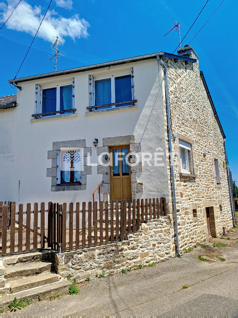 Vente Maison Maison Guillac 5 pièce(s) 106 m2 Guillac