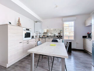  Maison  vendre 5 pices 82 m