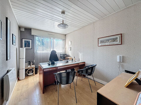 Bureaux en rdc &agrave; Thorigny sur Marne - proche gare de Lagny sur Marne - place de stationnement 134900 77400 Thorigny sur marne