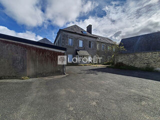  Maison à vendre 15 + pièces 382 m²