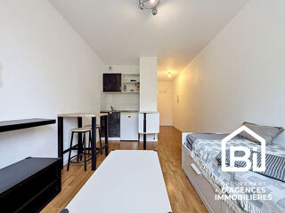  Appartement à louer 1 pièce 19 m²