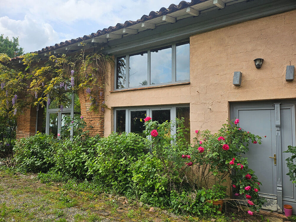 Maison Saint Rustice 5 pièces, 5 chambres.