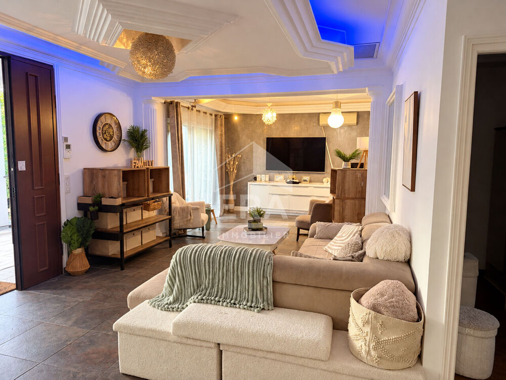Vente Maison LA COLLE SUR LOUP VILLA DE PLAIN-PIED  JARDIN  GRAND GARAGE ET STATIONNEMENTS La colle sur loup