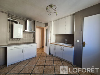  Appartement à louer 3 pièces 68 m²