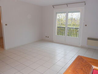  Appartement à louer 3 pièces 60 m²