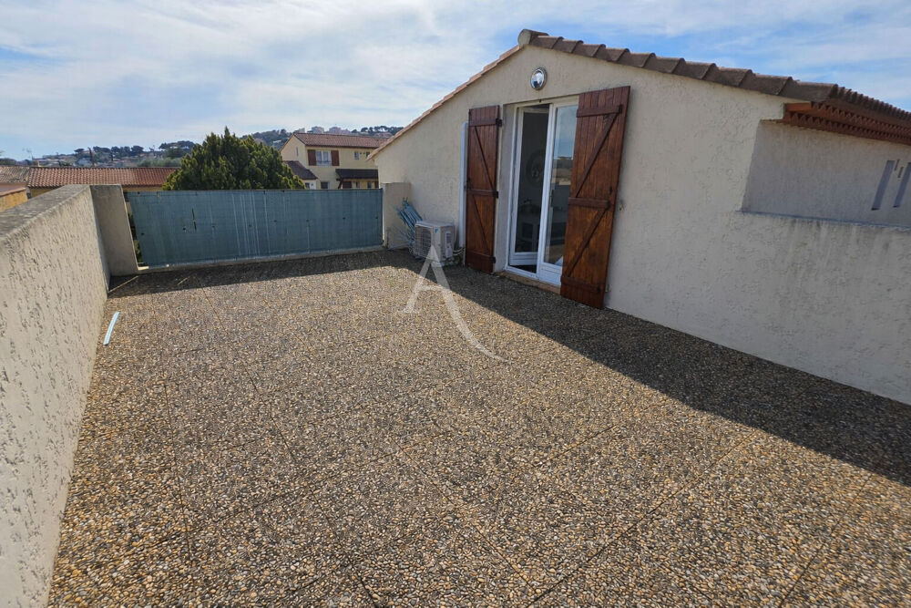 CARQUEIRANNE MAISON / APPARTEMENT AVEC JARDIN ET TERRASSE