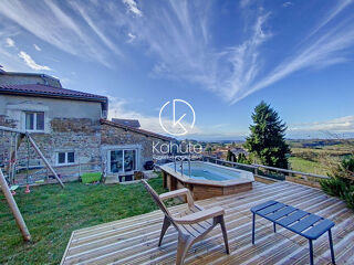  Maison  vendre 5 pices 143 m