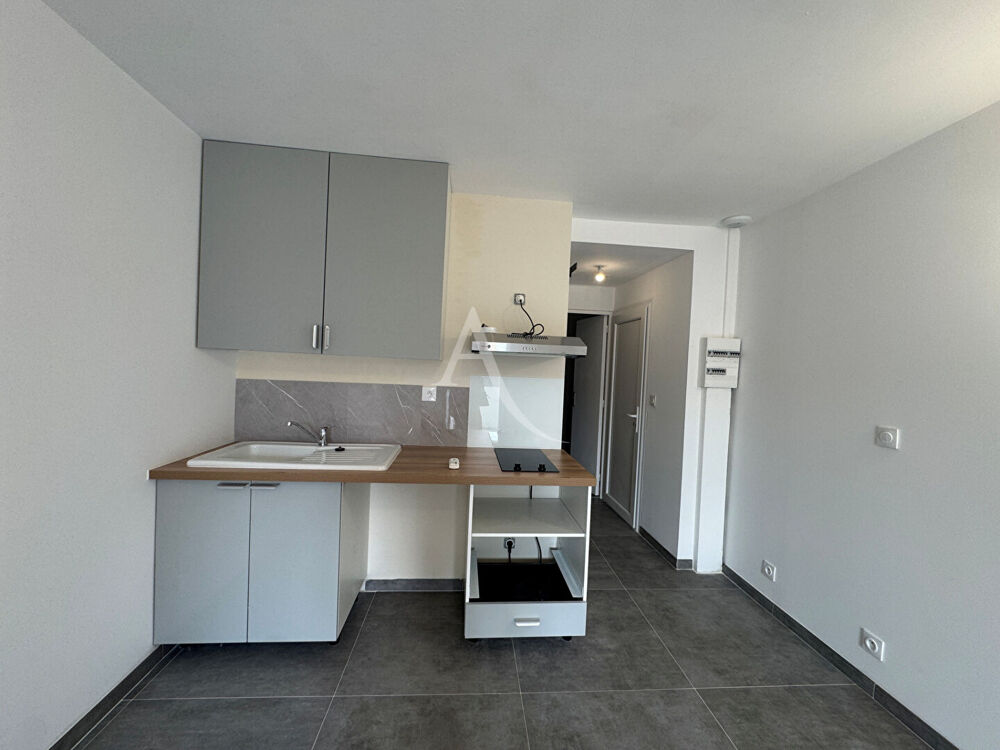 Location Appartement Appartement Nimes 2 pièce(s) 32.19 m2 Nimes