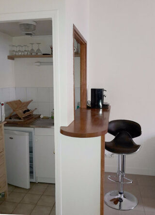  Appartement à louer 1 pièce 27 m²