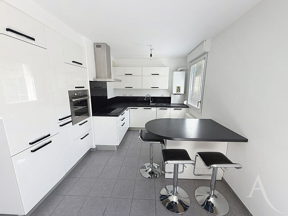Appartement Metz DUPLEX 2 chambres 2 terrasses garage cuisine équipée