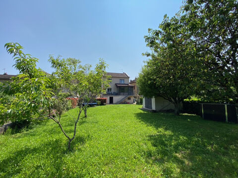   BAISSE DE PRIX - Maison de ville, 3 chambres, 91 m� habitables, terrain - 39570 MONTMOROT Maison - 6 pi�ce(s) - 91 m�