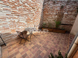  Appartement à louer 5 pièces 151 m²