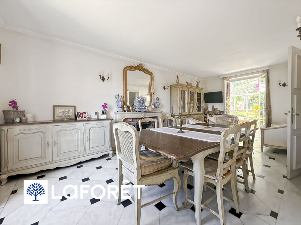 Maison d'Exception à VILLEMOISSON SUR ORGE - 8 pièces, 198 m² sur 1005 m² de terrain