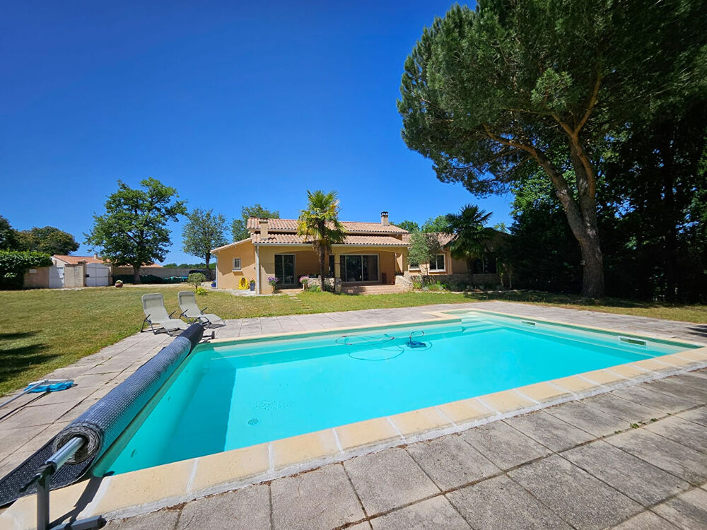 Maison Marsac Sur L Isle 6 pièce(s) 130 m2