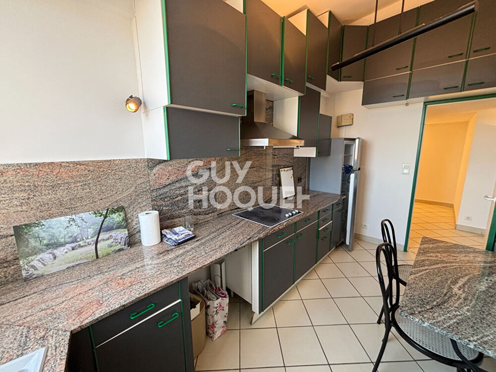 Appartement lumineux avec mezzanine 4 étage avec ascenseur 76 m² Carrez / 98 m² au sol