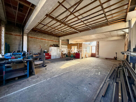   Entrepôt / local industriel Calais 236.43 m2 