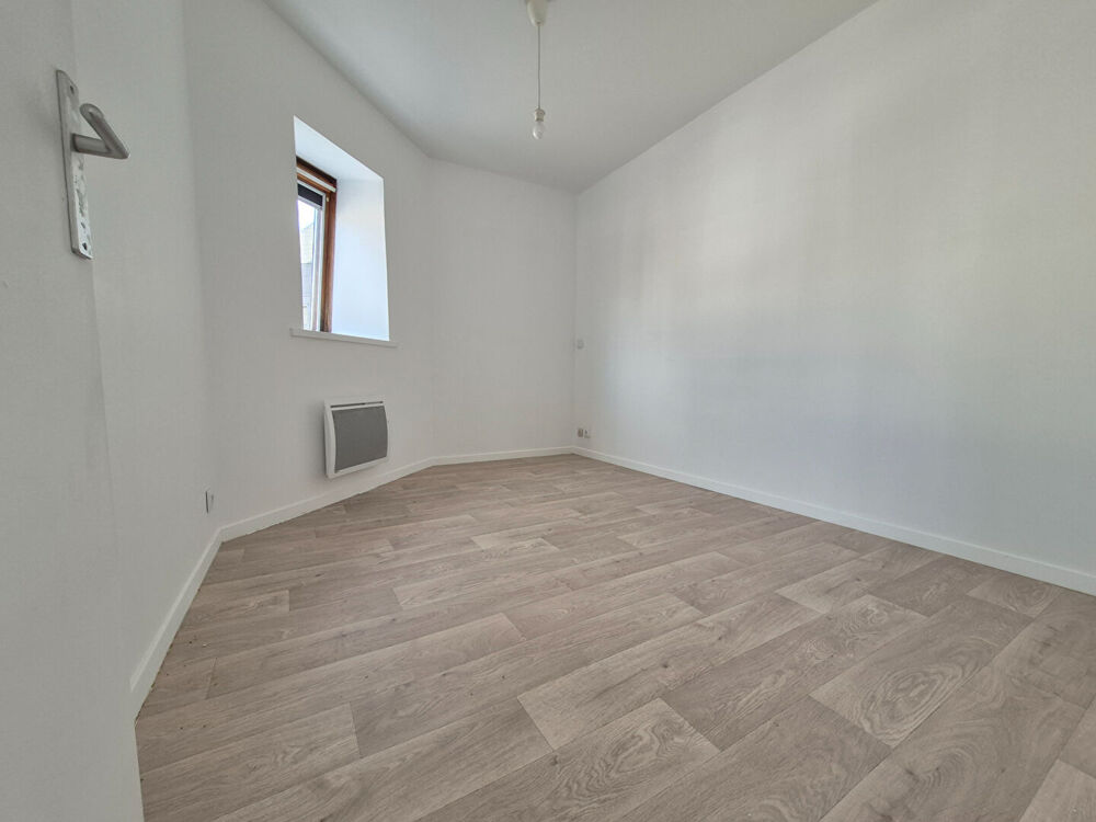 APPARTEMENT T2 avec ascenseur, parking couvert, cave