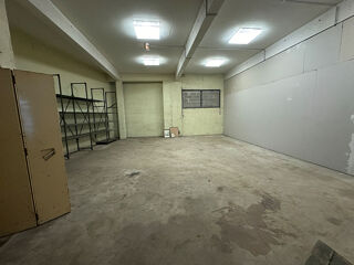  Immeuble à vendre 7 pièces 800 m²