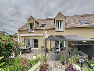  Maison  vendre 8 pices 158 m