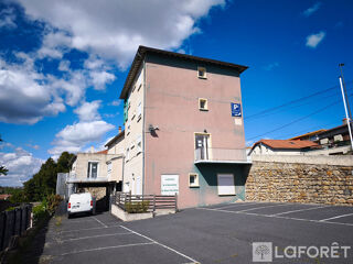  Immeuble  vendre 15 + pices 900 m Le puy en velay