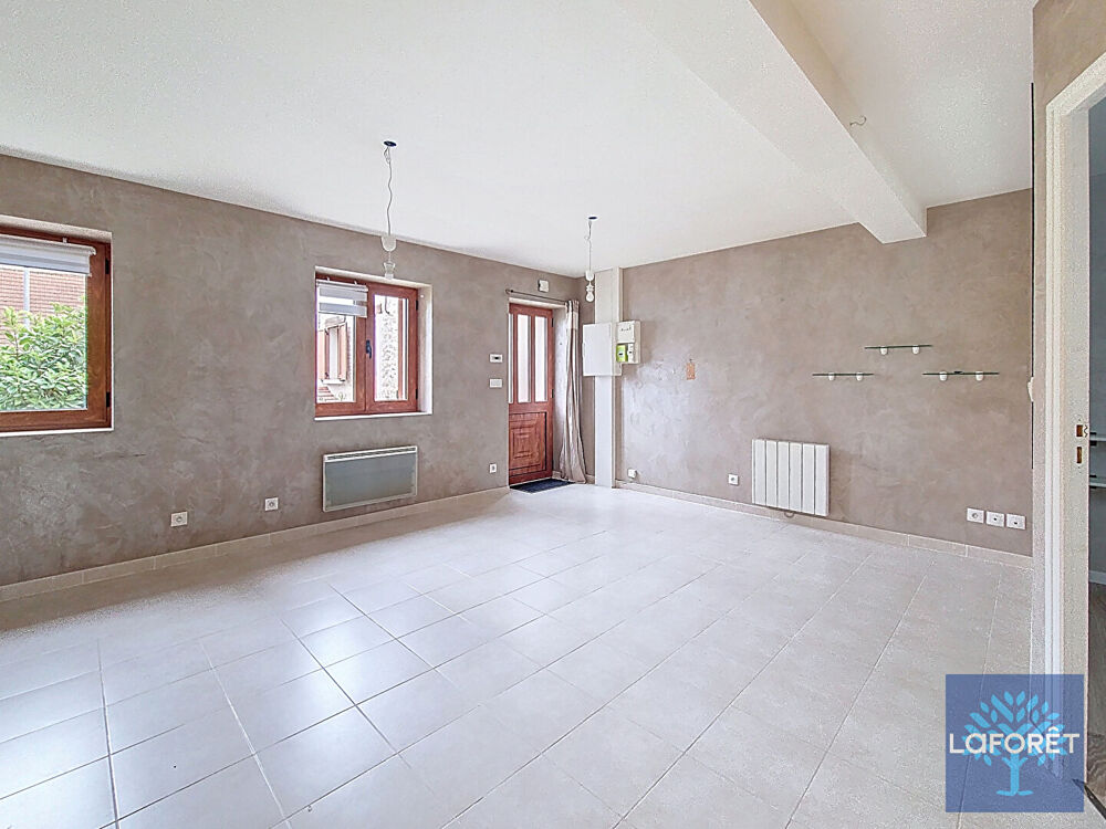 Vente Appartement APPARTEMENT F2 AVEC JARDINET À BRIÈRES-LES-SCELLÉS Brieres les scelles
