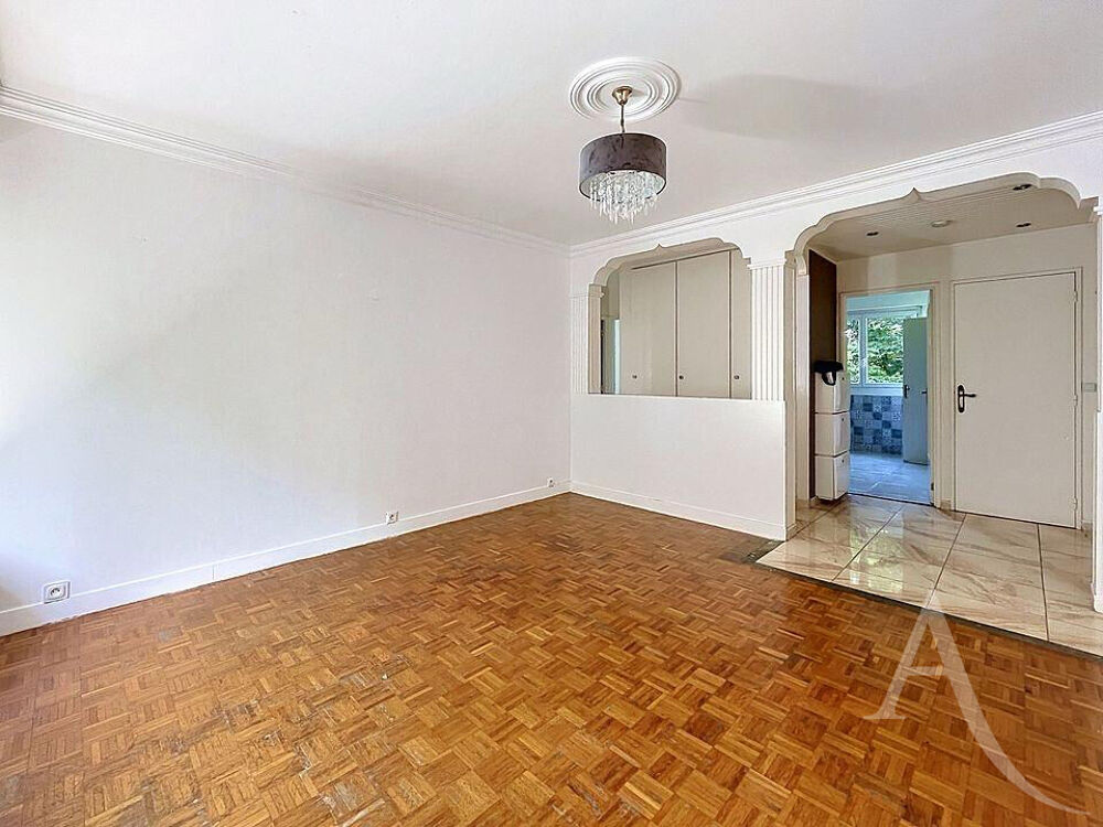 Appartement F4 avec balcon, 3 chambres et DPE C à Aubergenville