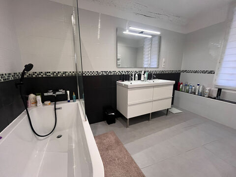  Maison � louer 4 pi�ces 105 m�