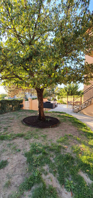  Appartement � louer 1 pi�ce 108 m�