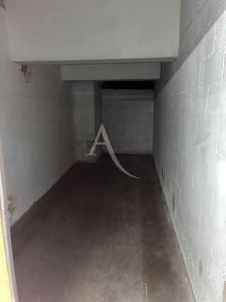  Parking / Garage � vendre 12 m�