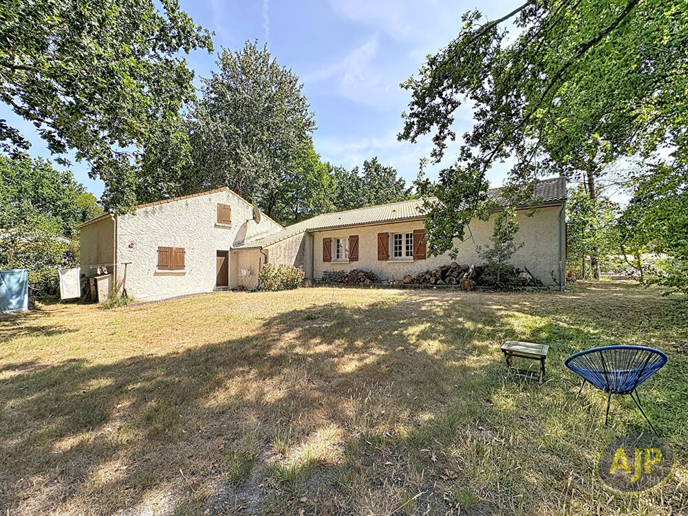 Maison + gîte attenant sur terrai arboré