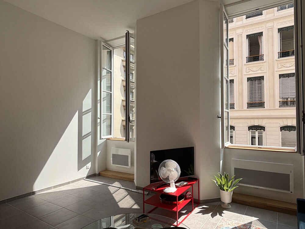Location Appartement LYON 6 - Magnifique T1 meublé de 34 m2 Lyon 6