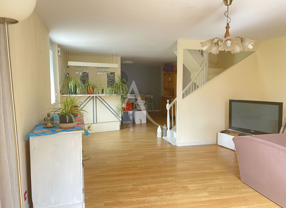 Maison MOUZEUIL ST MARTIN - 6 pièce(s) - 156.5 m2