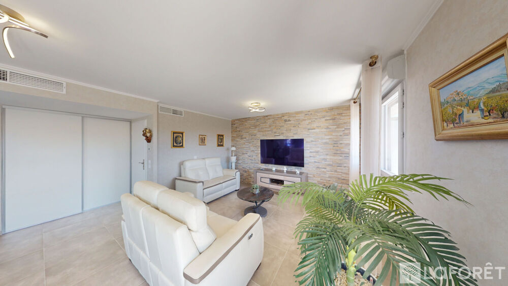 Appartement T4 de 105 m² - Dernier étage - Terrasse 97 m² - Vue dominante forêt - Double garage