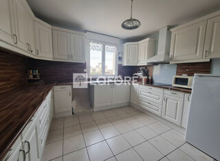  Maison � vendre 11 pi�ces 210 m�