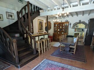  Maison à vendre 15 + pièces 399 m²