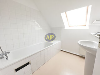  Appartement à louer 2 pièces 59 m² Bubry