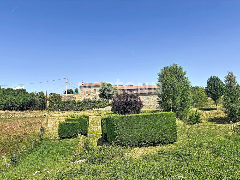 Maison 4 pièces 93 m² · à Sainte Sigolene · 93 m² · 265 000 €