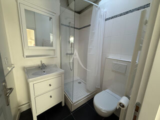  Appartement à louer 2 pièces 31 m²