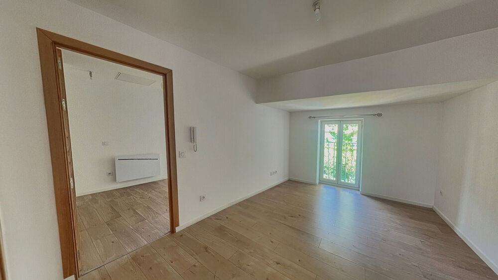 Vente Appartement AVIGNON INTRA-MUROS ? SECTEUR JOSEPH VERNET ? T2 DE 35 M² ? DERNIER ÉTAGE Avignon