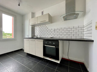  Appartement à louer 3 pièces 60 m²
